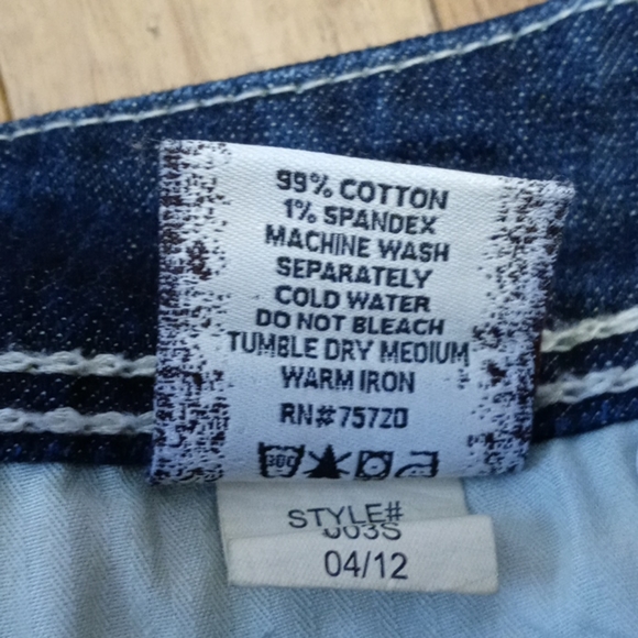 BKE ADDISON BOOT CUT JEANS 28R 6 REG LIKE NEW!! - Picture 5 of 5